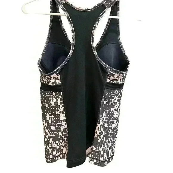 Nike Dri Fit Athletic Tank Top, Used in Good Condition, Size M. - Picture 3 of 3